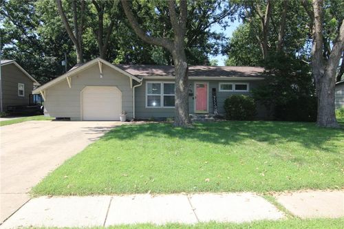 7104 Melrose Ln, Shawnee, KS, 66203-4432 | Card Image
