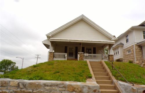 1244 Ann Ave, Kansas City, KS, 66102-4441 | Card Image