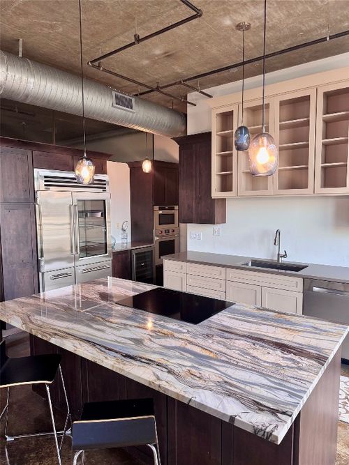 unit-905-311 W 5th St, Austin, TX, 78701-2835 | Card Image