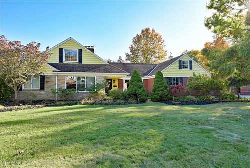 23327 S Melrose Dr, Westlake, OH, 44145-2835 | Card Image