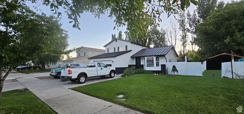 348 S 2430 W, Provo, UT, 84601-3696 | Card Image