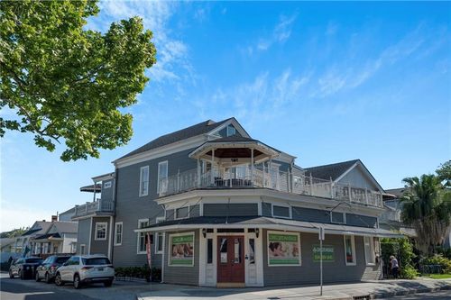 b-4861 Magazine St, New Orleans, LA, 70115-1666 | Card Image