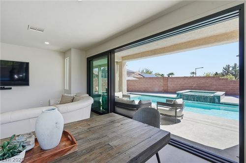 11063 Pegasus Dr, Las Vegas, NV, 89135-7822 | Card Image