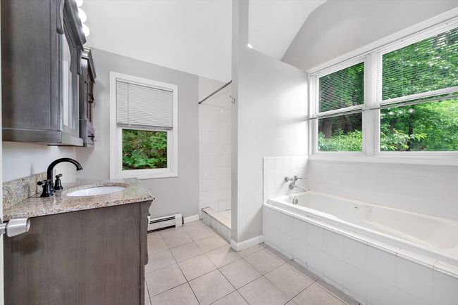 587 Essex Ave, House other with 3 bedrooms, 2 bathrooms and 4 parking in Gloucester MA | Image 25