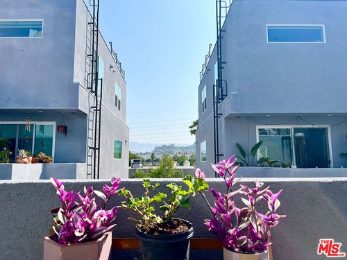 2927 Denby Ave, Los Angeles, CA, 90039-3419 | Card Image
