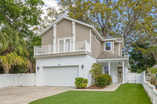 901 Virginia Ave, Tarpon Springs, FL, 34689-2677 | Card Image