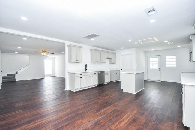 2636 Lone Oak Rd, House other with 3 bedrooms, 2 bathrooms and null parking in Houston TX | Image 15
