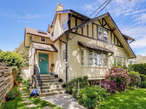 2366 Zela St, Victoria, BC, V8S2X2 | Card Image