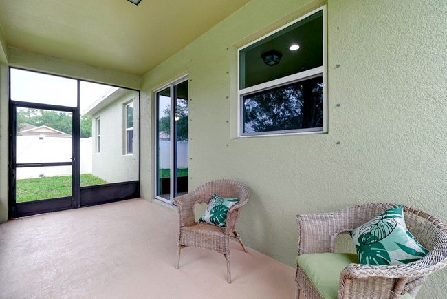 100 Elena Dr, House other with 4 bedrooms, 2 bathrooms and null parking in Sebastian FL | Image 12