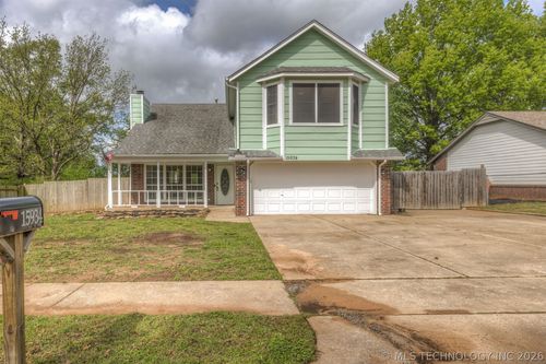 15934 S 294th East Ave, Coweta, OK, 74429-5582 | Card Image