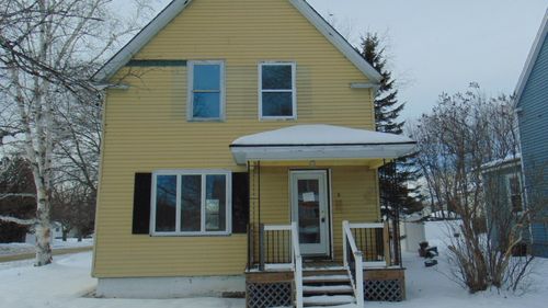 8 Beech Street, East Millinocket, ME, 04430 | Card Image