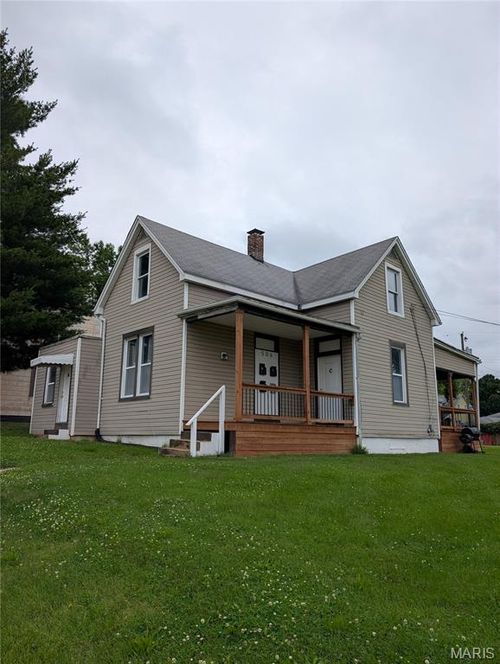 506 N 17th St, Belleville, IL, 62226-6573 | Card Image