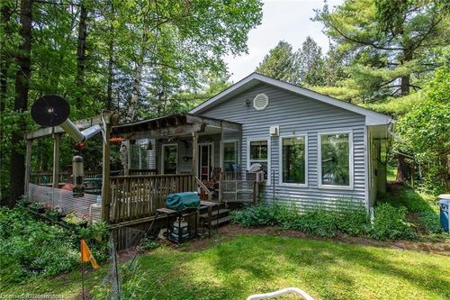 1002 Tenth St, Belwood, ON, N0B1J0 | Card Image