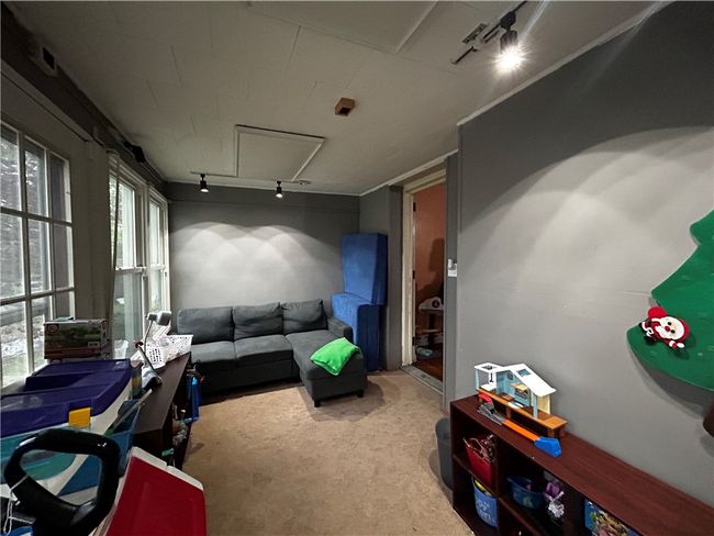 197 Ligonier St, House other with 4 bedrooms, 2 bathrooms and 2 parking in New Florence PA | Image 5