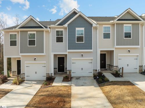 109 Cedar Oak Ln, Greenville, SC, 29607-4752 | Card Image