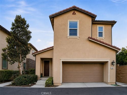2886 Villa Catalonia Ct, Corona, CA, 92881-4665 | Card Image