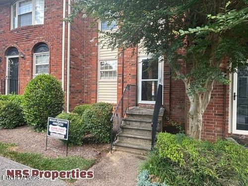 14-6523 Deane Hill Dr, Knoxville, TN, 37919-6008 | Card Image