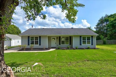 1820 Highway 81 E, House other with 3 bedrooms, 2 bathrooms and 2 parking in Mcdonough GA | Image 1