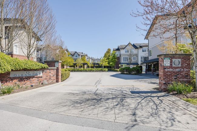 194 - 2450 161a Street, Townhouse with 2 bedrooms, 2 bathrooms and 2 parking in Surrey BC | Image 3
