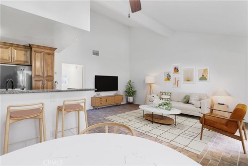 46-13144 Bromont Ave, Sylmar, CA, 91342-7463 | Card Image