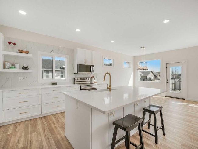 40 Erica Dr, House other with 3 bedrooms, 2 bathrooms and 2 parking in Lacombe AB | Image 9