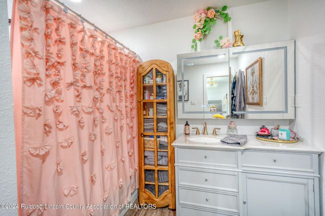 131 El Paso Rd, Home with 0 bedrooms, 4 bathrooms and null parking in Ruidoso NM | Image 53