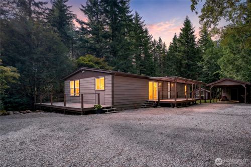 37639 324th Pl Se, Enumclaw, WA, 98022-7621 | Card Image