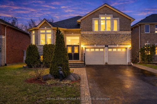 743 Fortye Dr, Peterborough, ON, K9K2G4 | Card Image