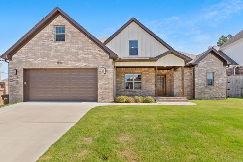3590 Sylvia Springs Dr, Conway, AR, 72034-8093 | Card Image