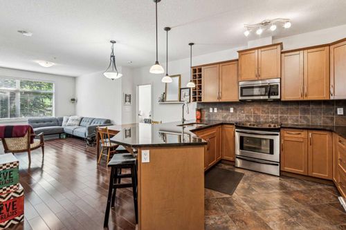 243-35 Aspenmont Heights Sw, Calgary, AB, T3H0E5 | Card Image