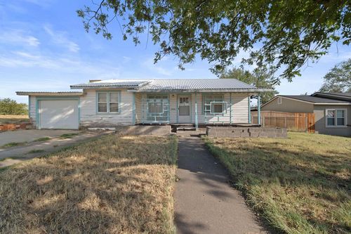 1313 Stadium Ave, Big Spring, TX, 79720-3745 | Card Image