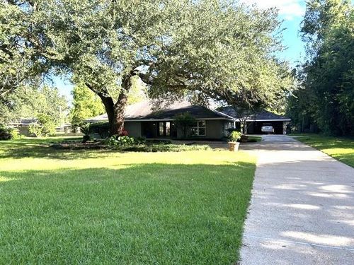 1805 Yupon Drive, Alexandria, LA, 71301 | Card Image