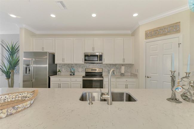UNIT-201 - 12590 Ghiberti Cir, Condo with 3 bedrooms, 2 bathrooms and null parking in VENICE FL | Image 21