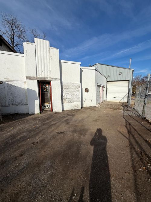 923 Randolph Ave, Saint Paul, MN, 55102-3346 | Card Image