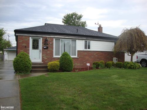 26371 Bryan St, Roseville, MI, 48066-3191 | Card Image
