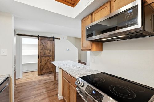 apt-7-900 W Mulberry St, Denton, TX, 76201-4039 | Card Image