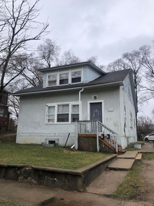 141 Reed Street, Kalamazoo, MI, 49001 | Card Image
