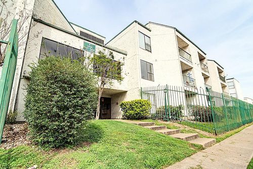 apt-312-2818 S Bartell Dr, Houston, TX, 77054-1462 | Card Image