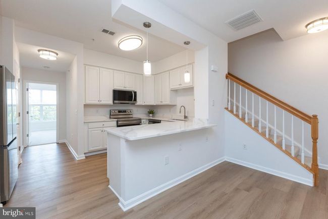 201 - 1859 Cedar Cove Way, Townhouse with 4 bedrooms, 3 bathrooms and null parking in WOODBRIDGE VA | Image 4