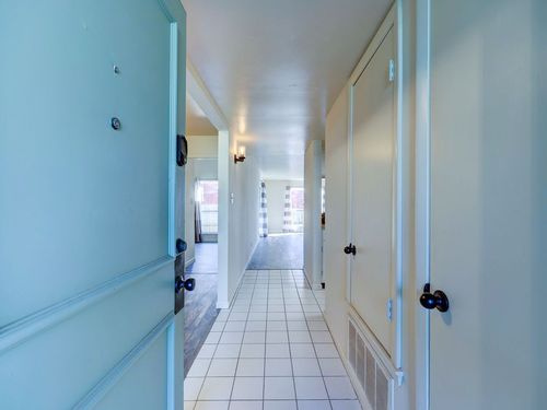 6905 Old Post Loop, Austin, TX, 78744-5708 | Card Image