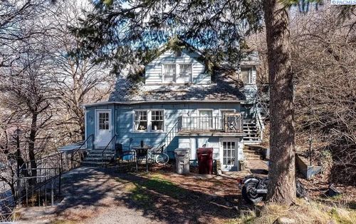 230 Se Spring St, Pullman, WA, 99163-2641 | Card Image