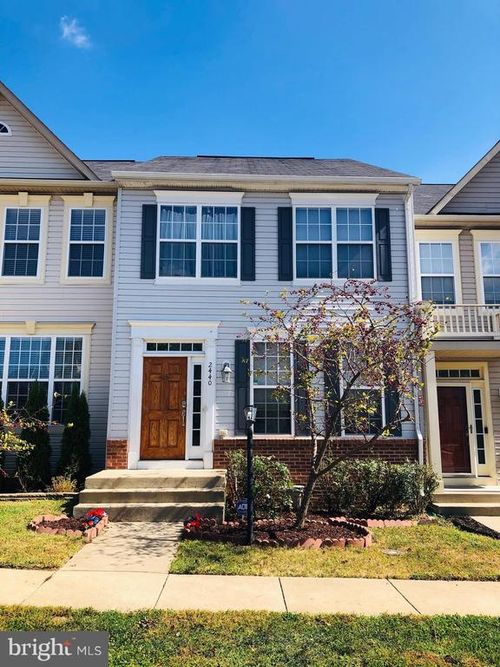 2440 Battery Hill Cir, WOODBRIDGE, VA, 22191-6527 | Card Image