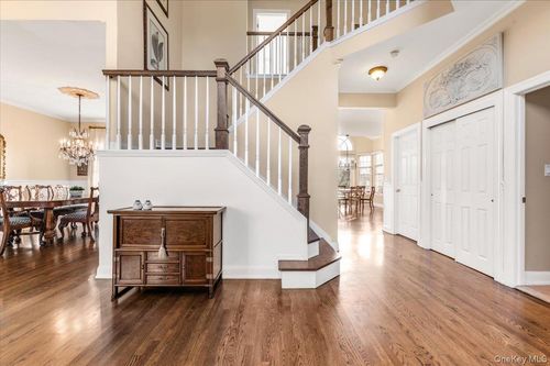 56 Rofay Dr, E Northport, NY, 11731-6339 | Card Image