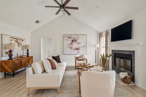 1319 Summerwood Dr, New Braunfels, TX, 78130-3549 | Card Image