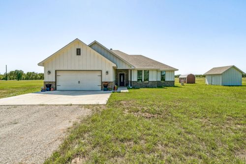 2396 Lamkin Rd, Mineral Wells, TX, 76067-8975 | Card Image