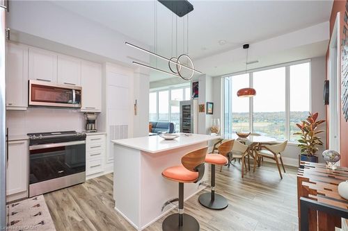 1807-385 Winston Rd, Grimsby, ON, L3M0J3 | Card Image