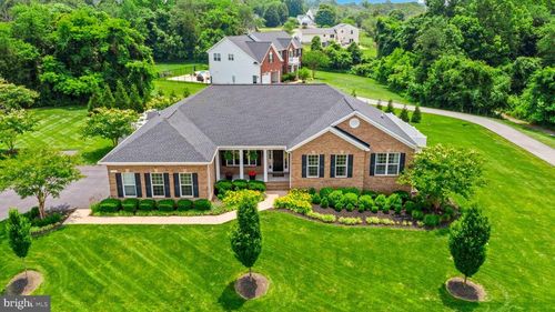 1820 Perspective Pl, Owings, MD, 20736-5106 | Card Image