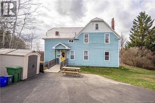 2 Mills St, Oromocto, NB, E2V2N3 | Card Image