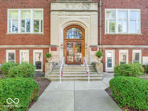 apt-106-111 S Spring St, Greencastle, IN, 46135-1712 | Card Image