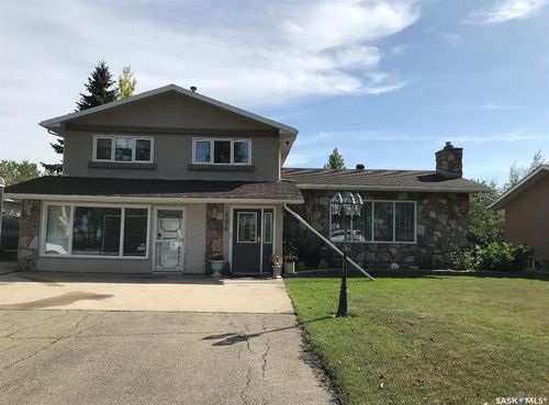 484 Stewart St, Kamsack, SK, S0A1S0 | Card Image